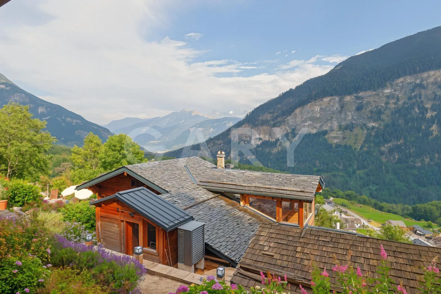Charmantes Chalet mit Alpenblick - Foto 1 von 16
