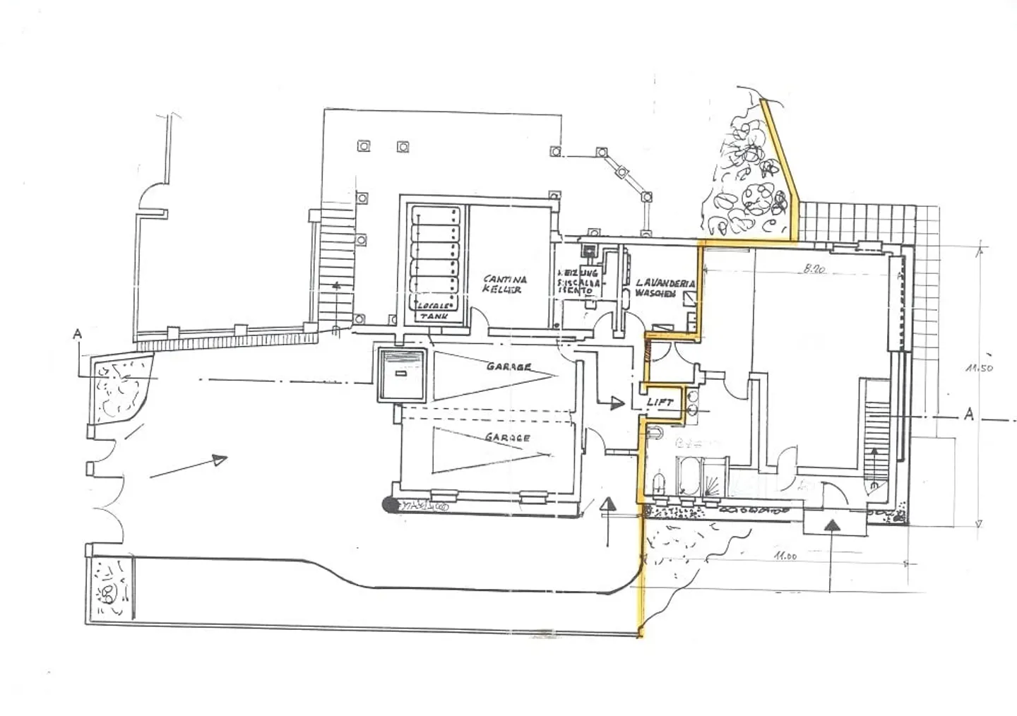 Grande maison bifamiliaire partiellement rénovée immergée dans la verdure - Photo 31 sur 33
