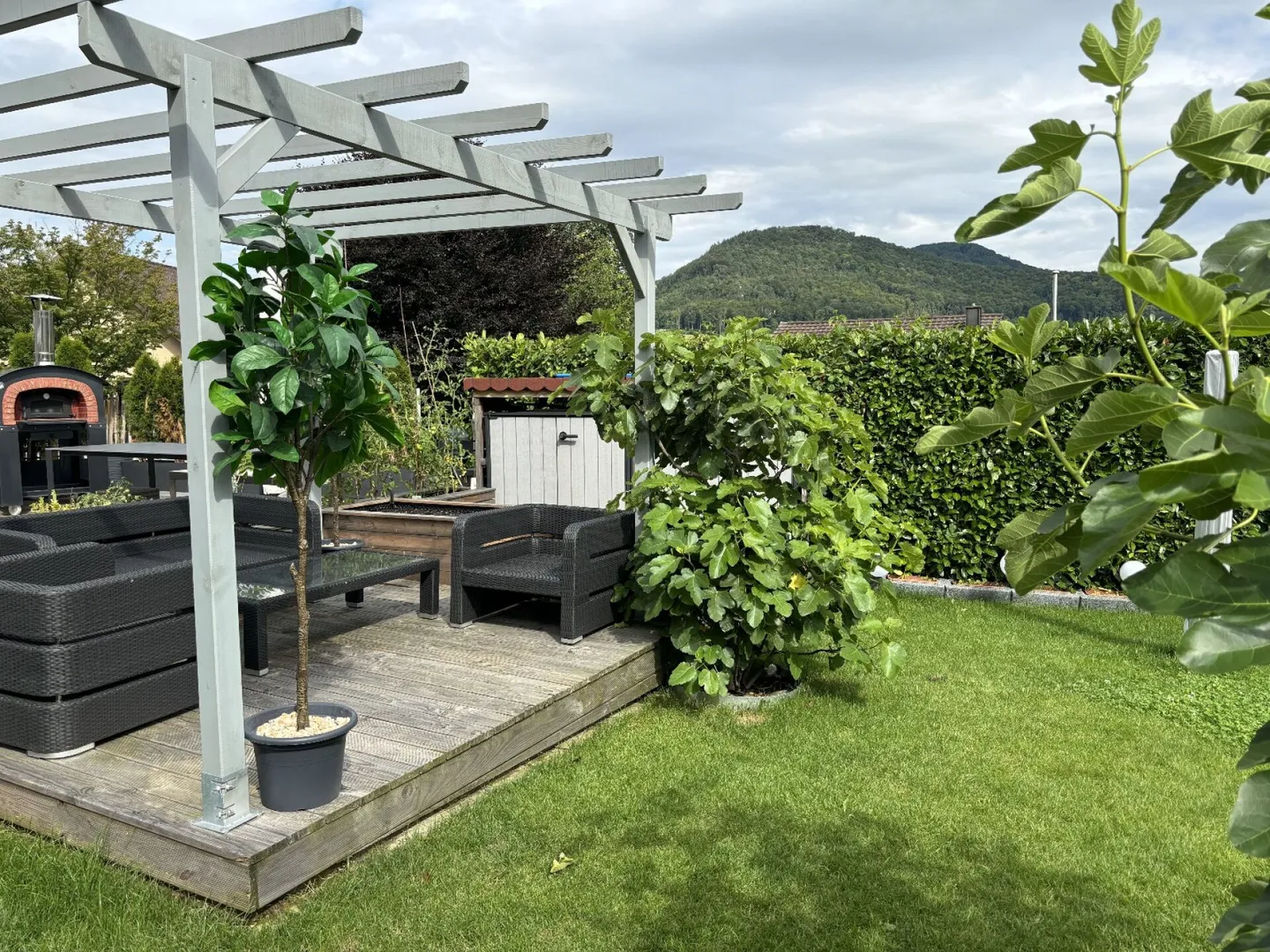 Maison semi-détachée de 4,5 pièces avec 3 places de parking, système photovoltaïque, véranda, cheminée, sauna et jardin - Photo 24 sur 24