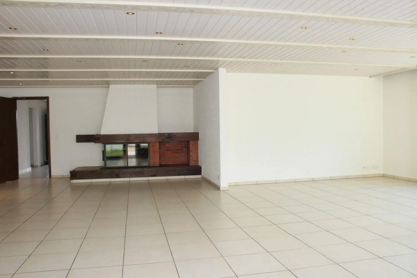 Grosses Einfamilienhaus mit Aussicht - Foto 6 von 22