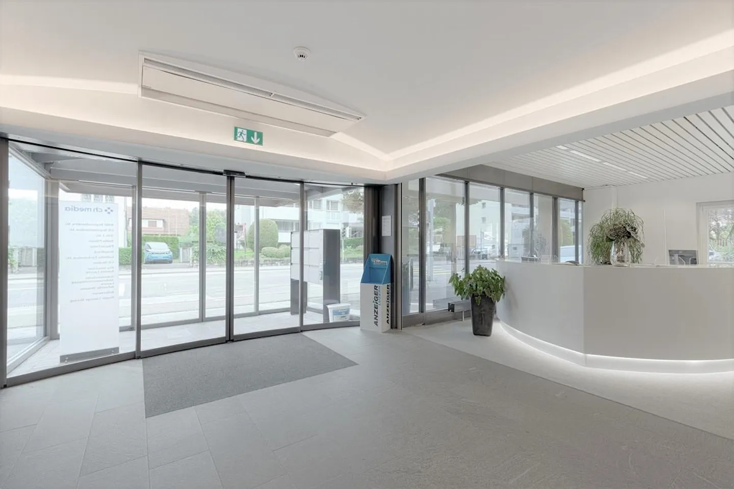 Helle Büroräumlichkeiten mit flexibler Raumaufteilung - Foto 2 von 10
