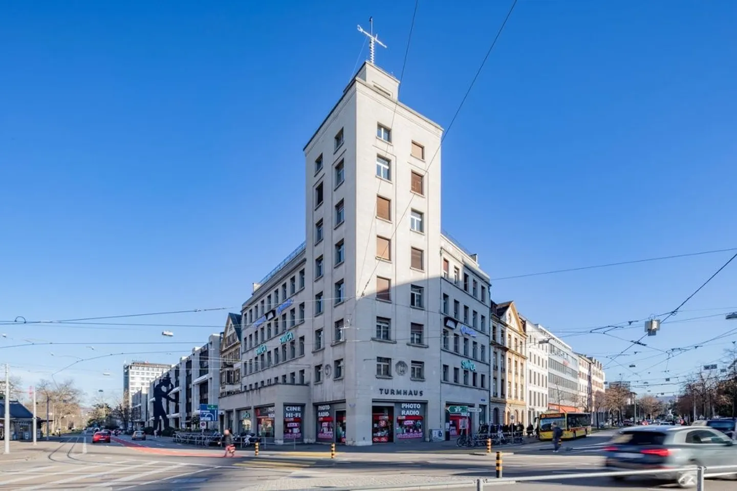 The first skyscraper in Basel is looking for new tenants! - Photo 1 of 11