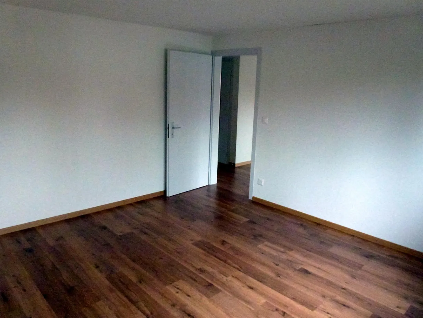 Bellissimo appartamento di 4.5 stanze in una posizione centrale a Schattdorf - Foto 5 di 21