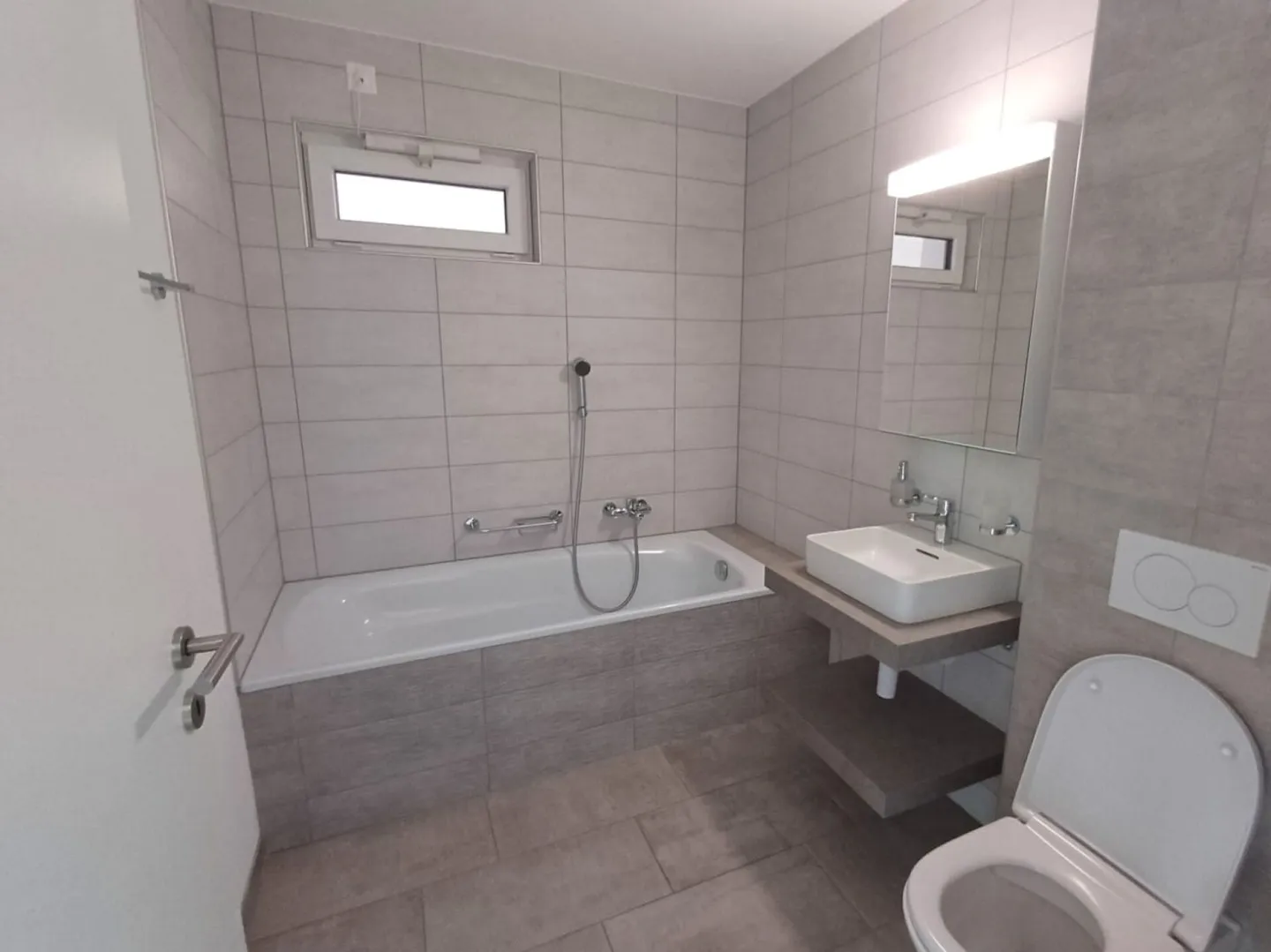 Geräumige Wohnung mit Garten - Foto 7 von 8