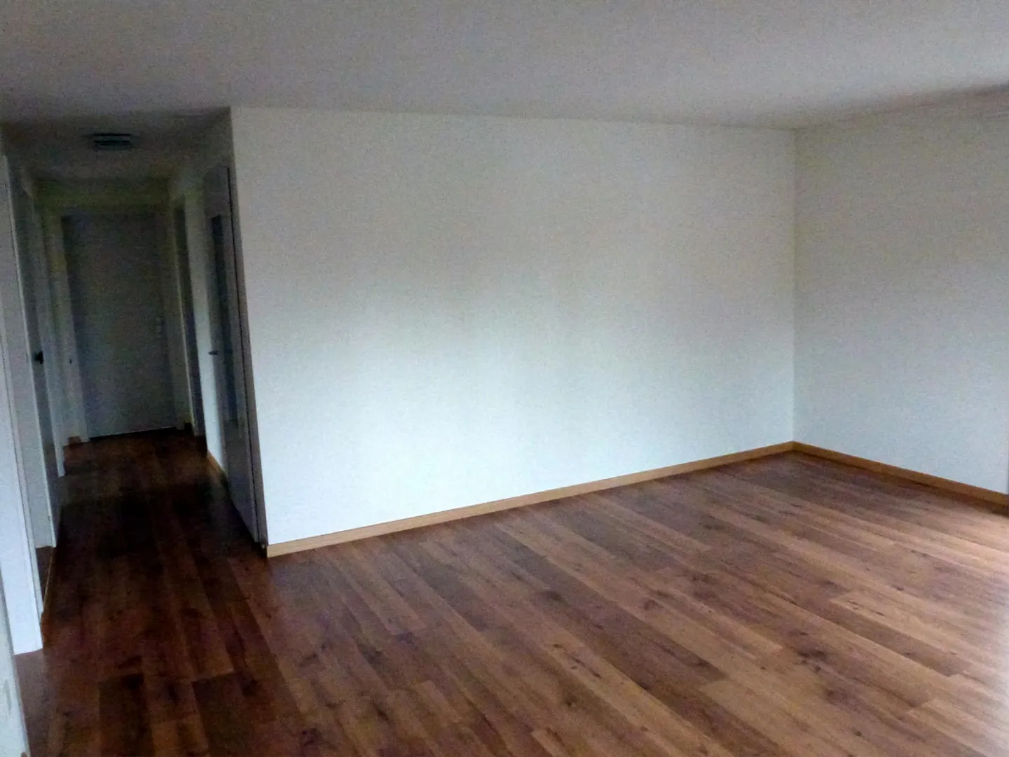 Bellissimo appartamento di 4.5 stanze in una posizione centrale a Schattdorf - Foto 17 di 21