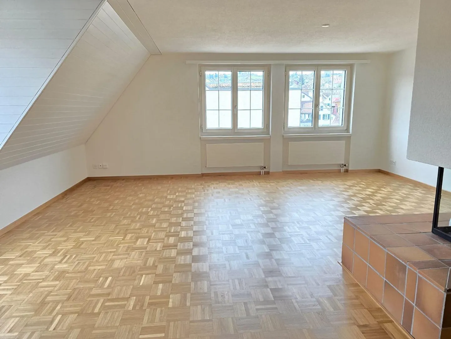 3.5 room apartment with lake view in a central location - Photo 2 of 9