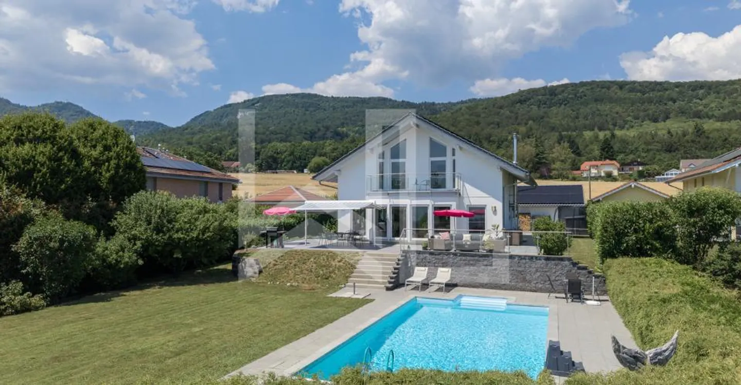 Contemporary Property with View - Photo 1 of 10