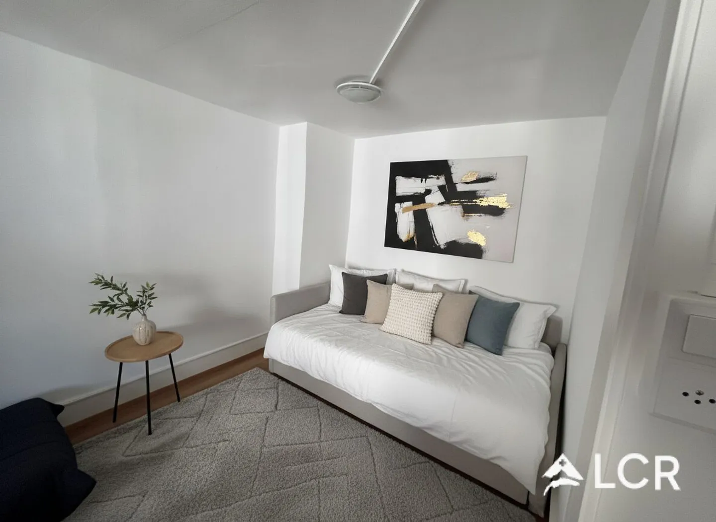 Beautiful 2.5 room apartment in Morges - Photo 3 of 8