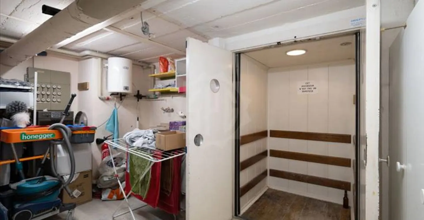 Negozio in affitto - Foto 1 di 12