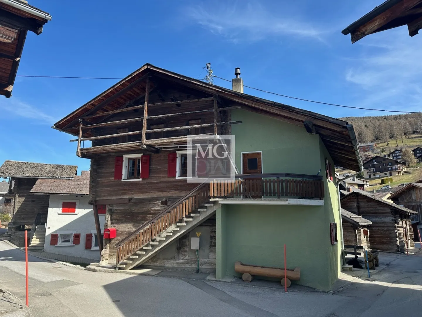 Nax, Valais, 3.5-room apartment in the heart of the village - Photo 1 of 8