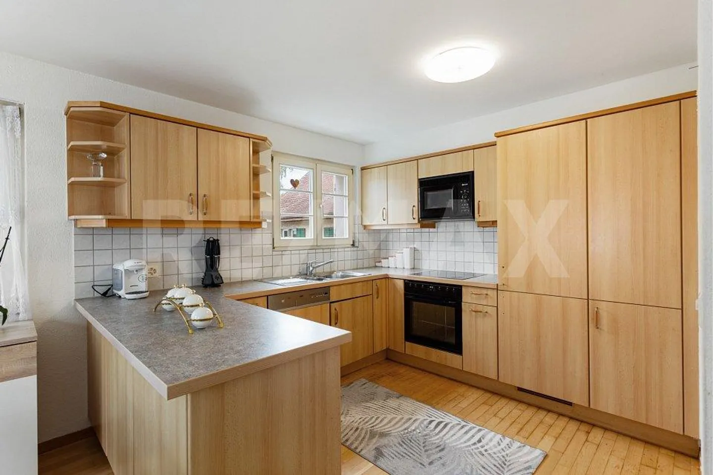 Vermietete 5.5-Zi.-Maisonettewohnung an zentraler Lage - Foto 3 von 13