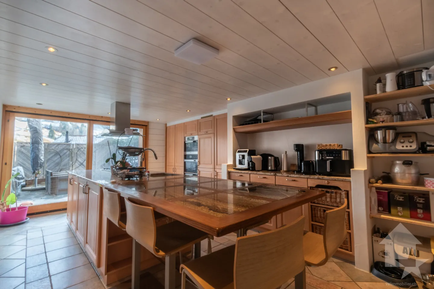 Val-d'Illiez, wunderschönes Chalet mit 3 Wohnungen - Foto 5 von 13