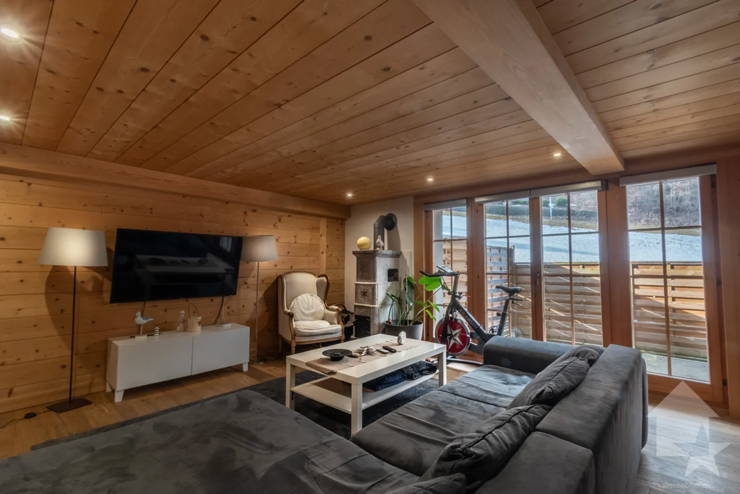 Val-d'Illiez, wunderschönes Chalet mit 3 Wohnungen - Foto 6 von 13