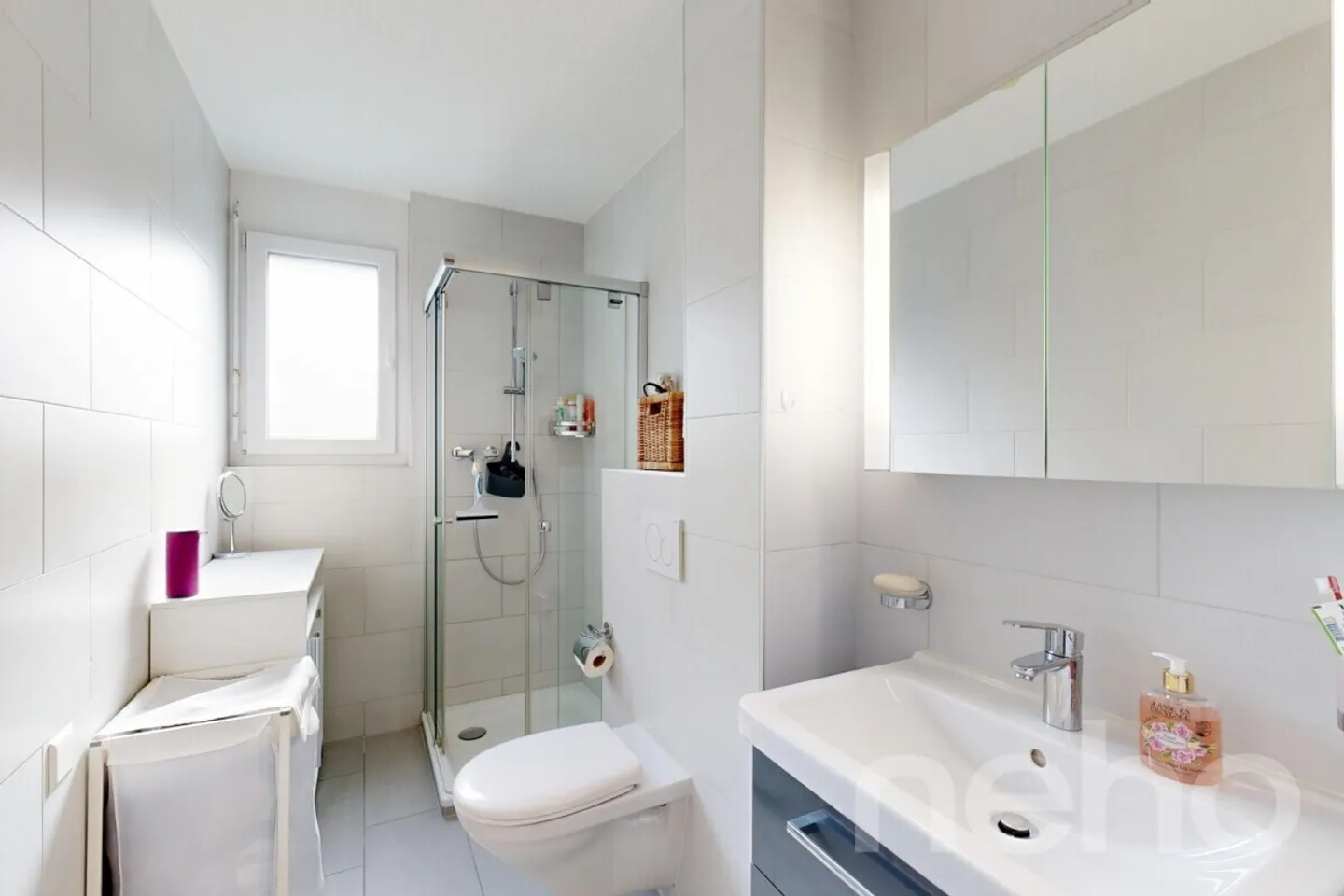 Very nice bright and crossing apartment with large balcony! - Photo 11 of 12