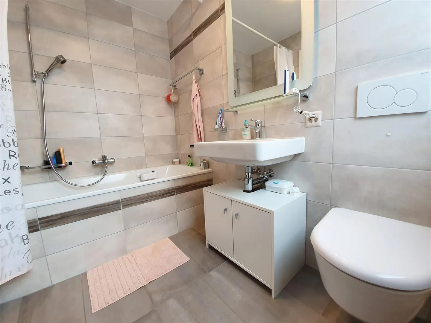 Sion, nuovo appartamento di 3,5 locali vicino al quartiere Ritz con parcheggio - Foto 8 di 9