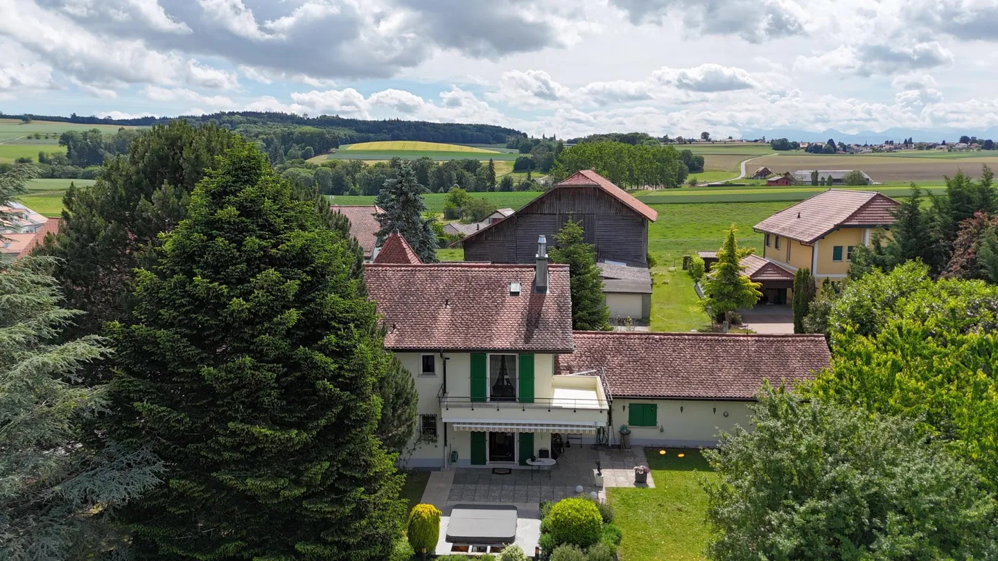 Charming Individual House in Vaud - Photo 7 of 24