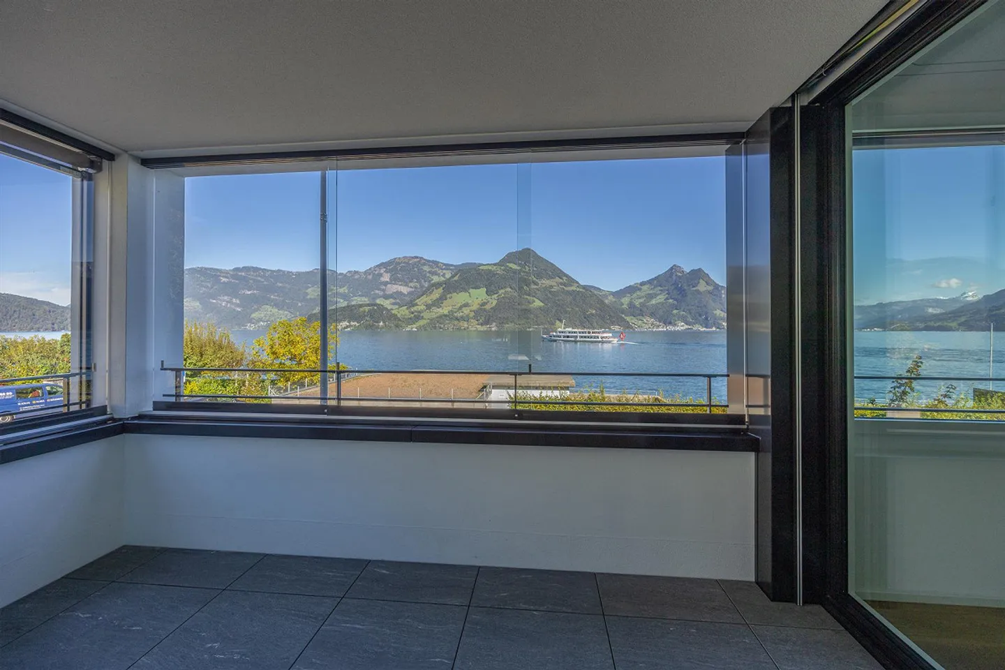 Neuwertige 5.5 Zi-Wohnung mit Seesicht mitten in Beckenried - Foto 4 von 14