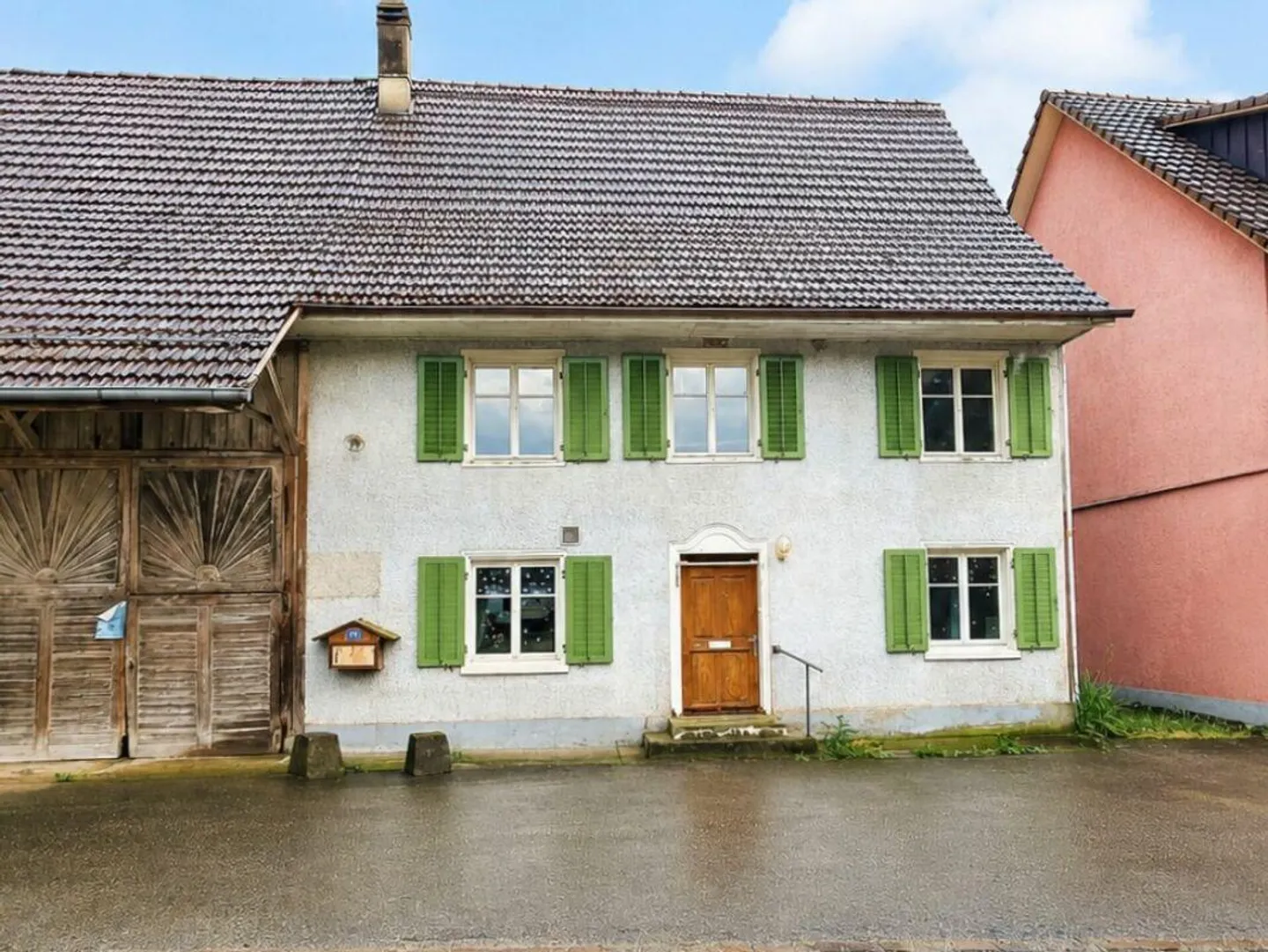 Charmantes Bauernhaus in Raperswilen - Foto 1 von 9