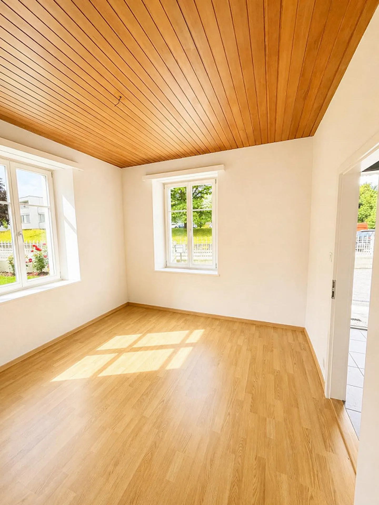 Appartement fraîchement rénové - Photo 4 sur 13