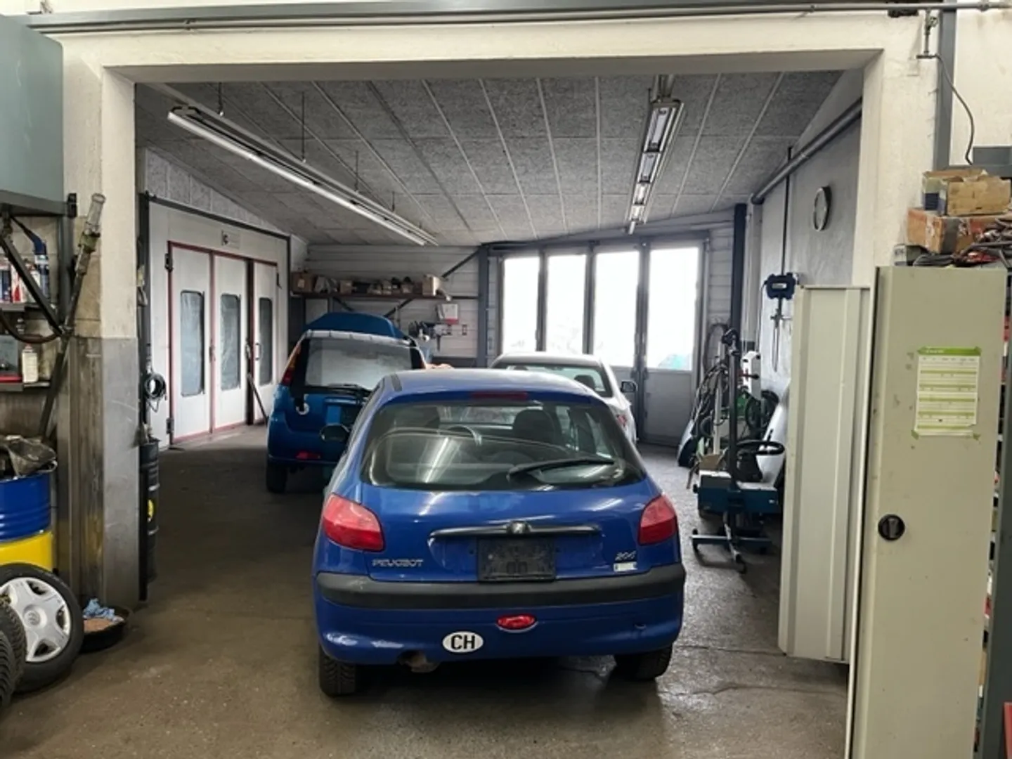 Established Garage Business for Sale - Photo 6 of 12