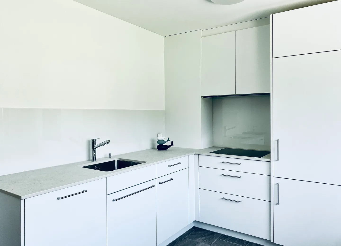 Building for rent, Staffeln 12a (Rapperswil-Jona, Switzerland) - Foto 2 von 2