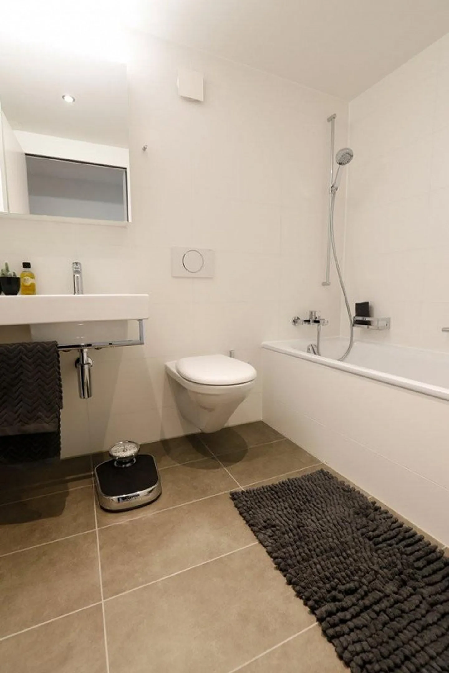 Modern Apartment in Wabern - Photo 5 of 11