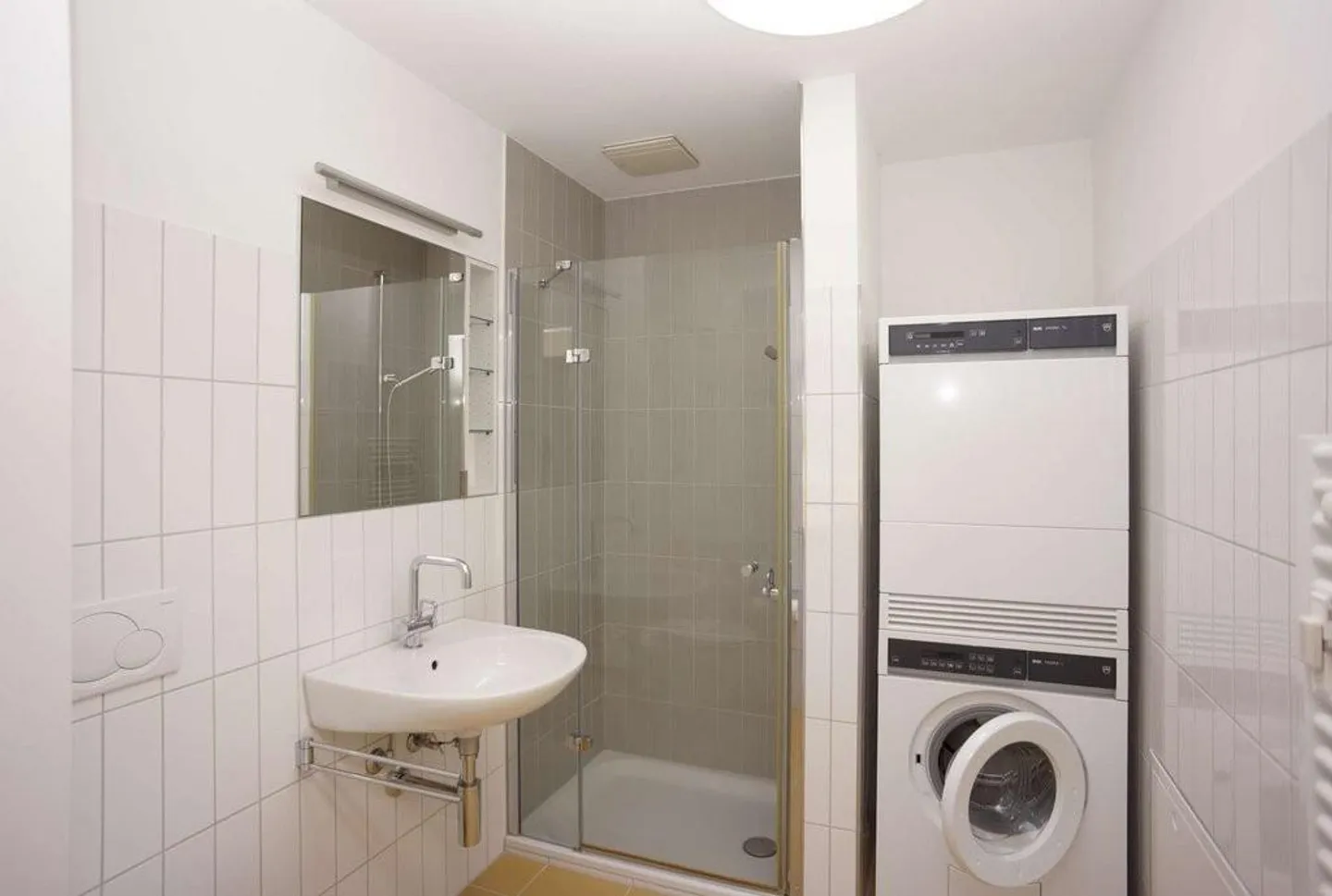 Appartement spacieux avec vue sur les Alpes suisses ! - Photo 6 sur 8