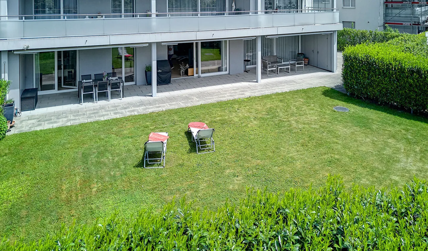 Vivere e lavorare armoniosamente combinati – spazioso appartamento con giardino - Foto 5 di 6