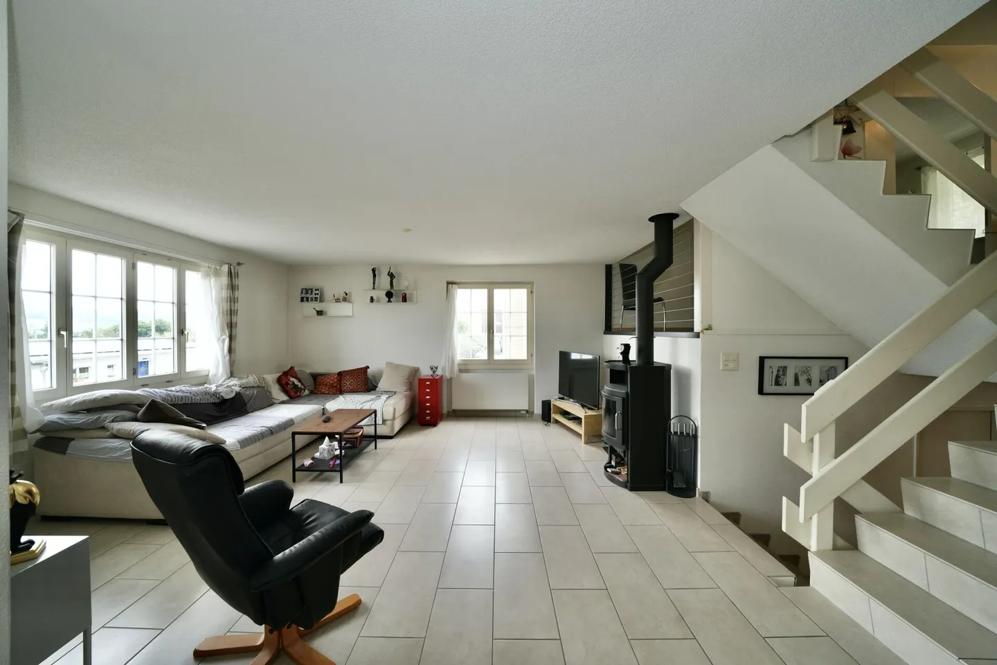 Casa unifamiliare angolare a Däniken - Comunità fiscalmente vantaggiosa - Foto 3 di 6