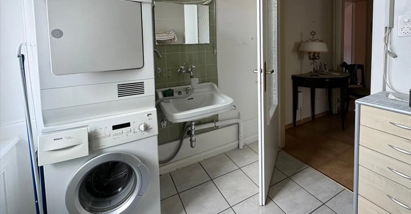 Furnished apartment rental 5.5 rooms - Photo 9 of 11