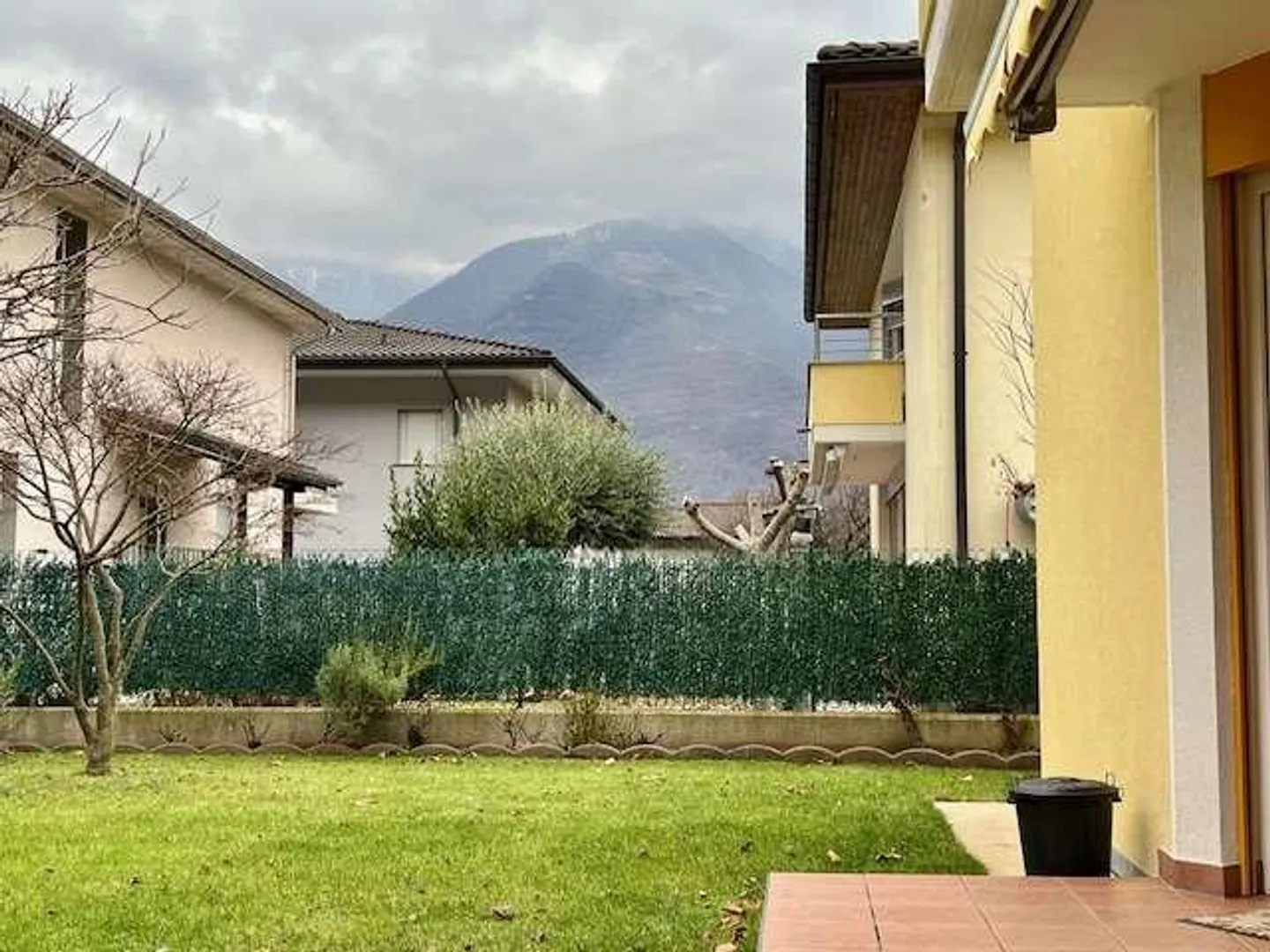 Villa exclusive avec beau jardin - Photo 1 sur 13