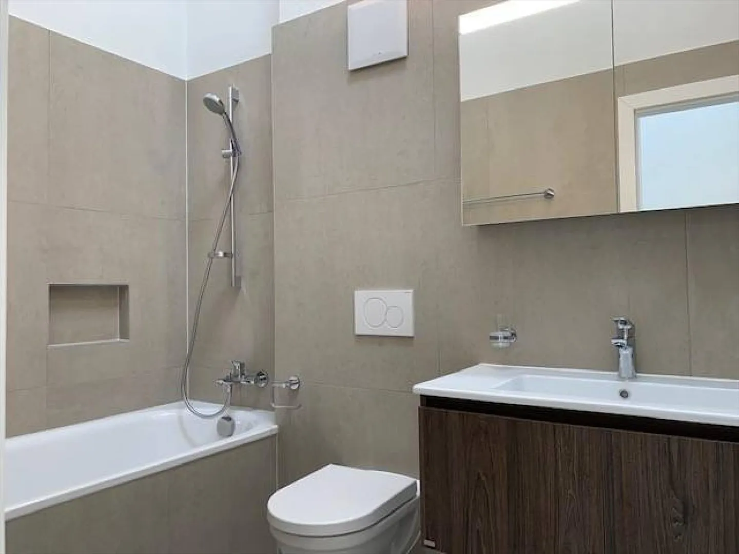 Casa a schiera in affitto - Foto 8 di 12