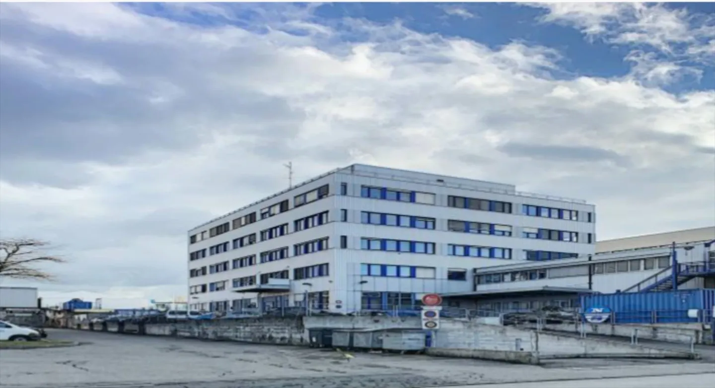 Ufficio 3 stanze - Foto 1 di 4