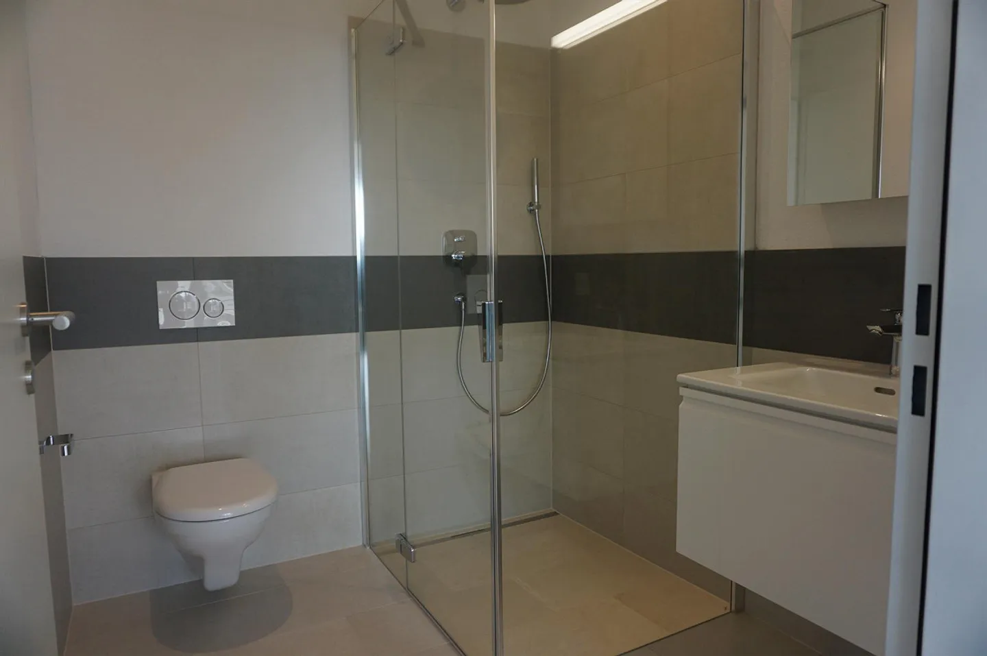 Ampio appartamento di 4,5 stanze con vista - Foto 13 di 25