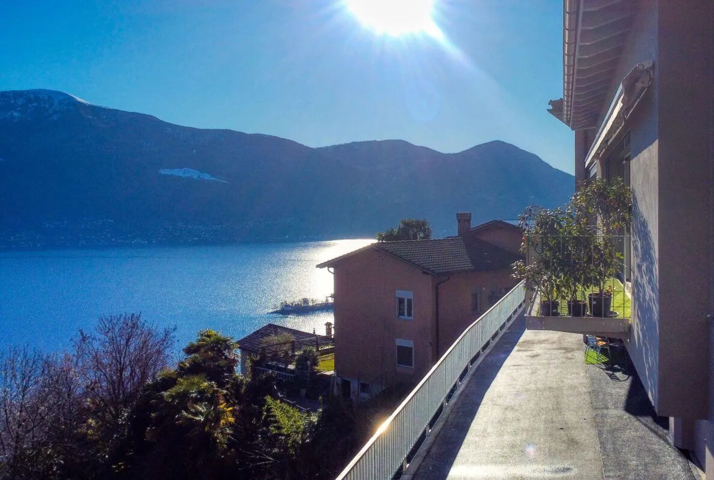 Un Diamant dans les collines de Ronco | Appartement au premier étage - Photo 4 sur 13