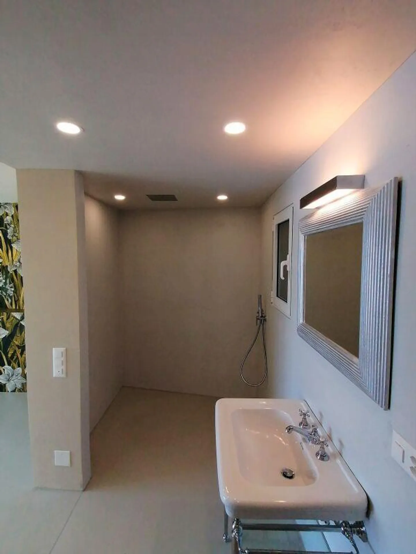 Un Diamant dans les collines de Ronco | Appartement au premier étage - Photo 11 sur 13