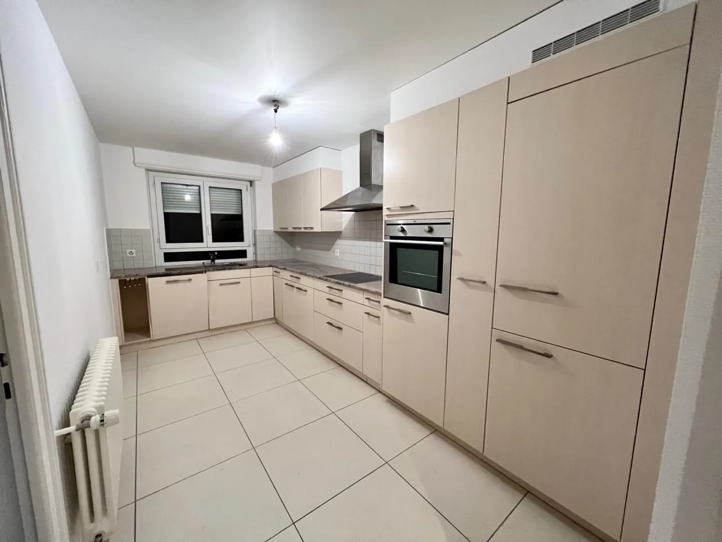 Geräumige Wohnung mit Seeblick - Foto 3 von 13