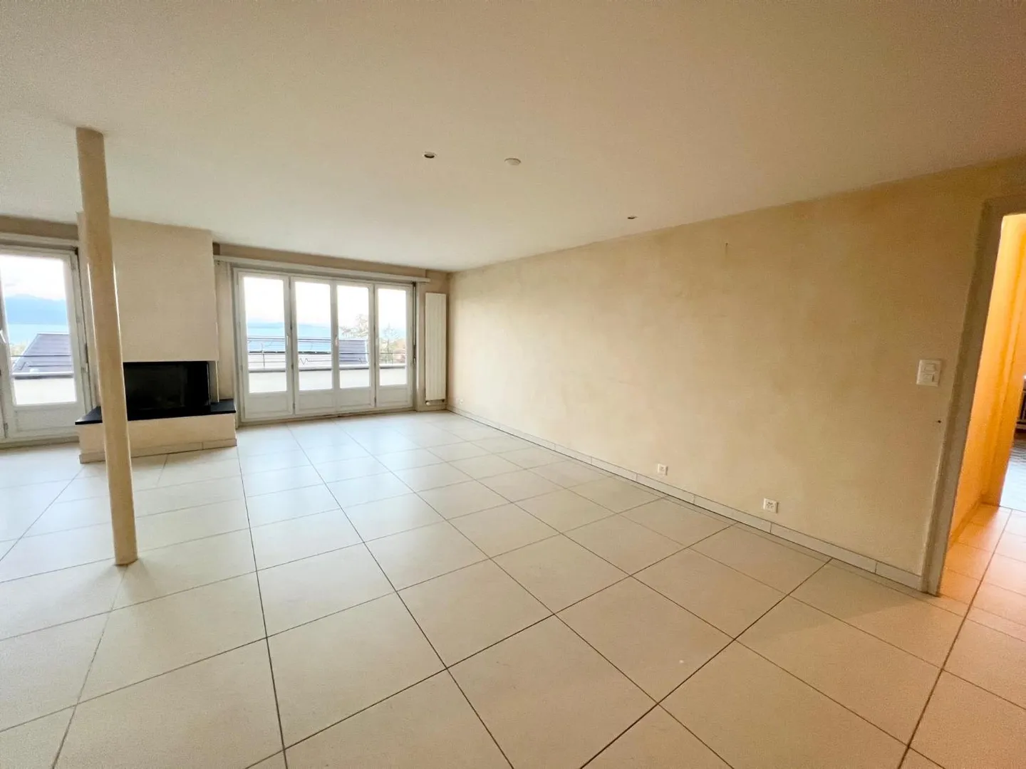 Geräumige Wohnung mit Seeblick - Foto 5 von 13