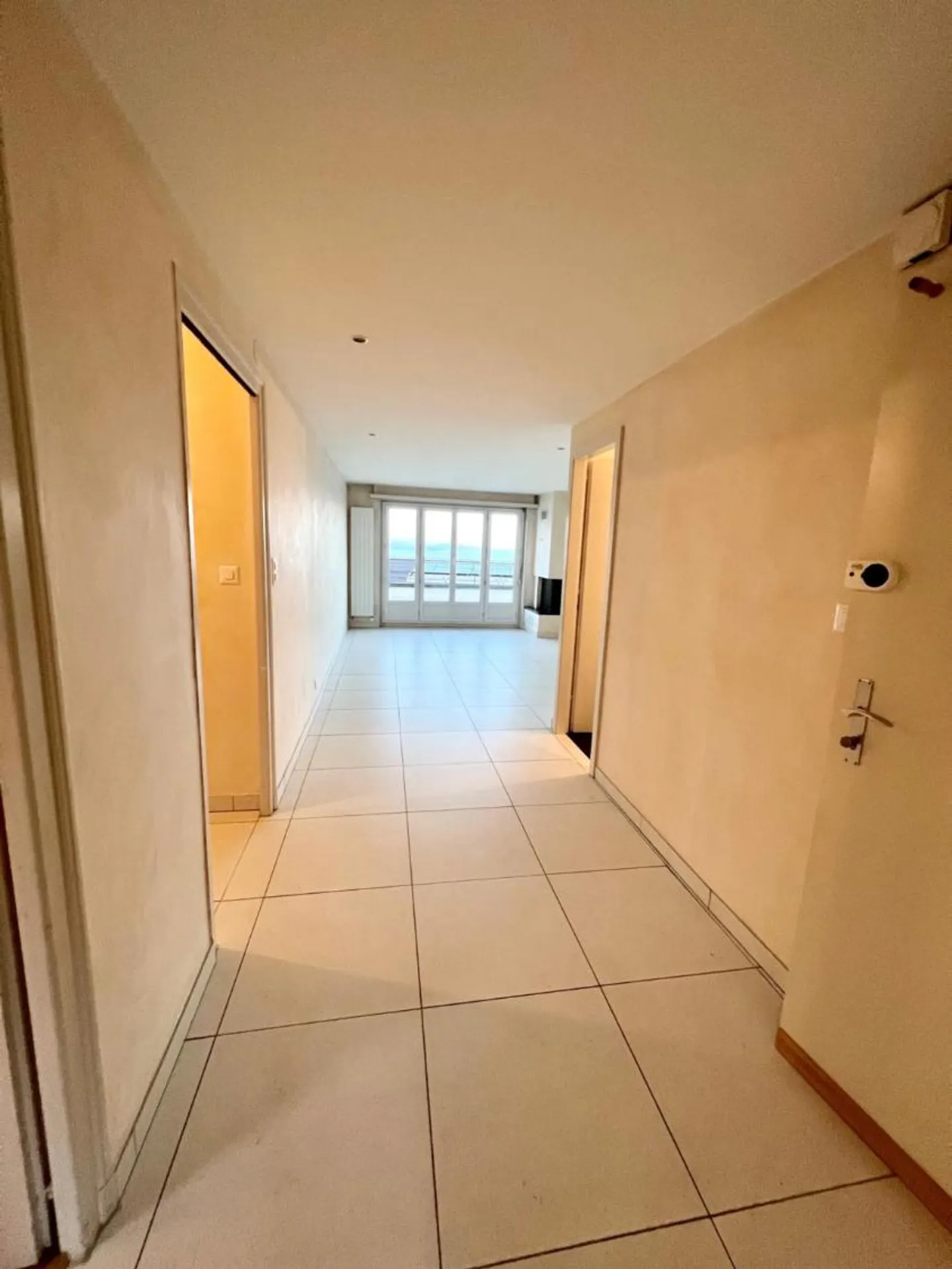 Geräumige Wohnung mit Seeblick - Foto 6 von 13