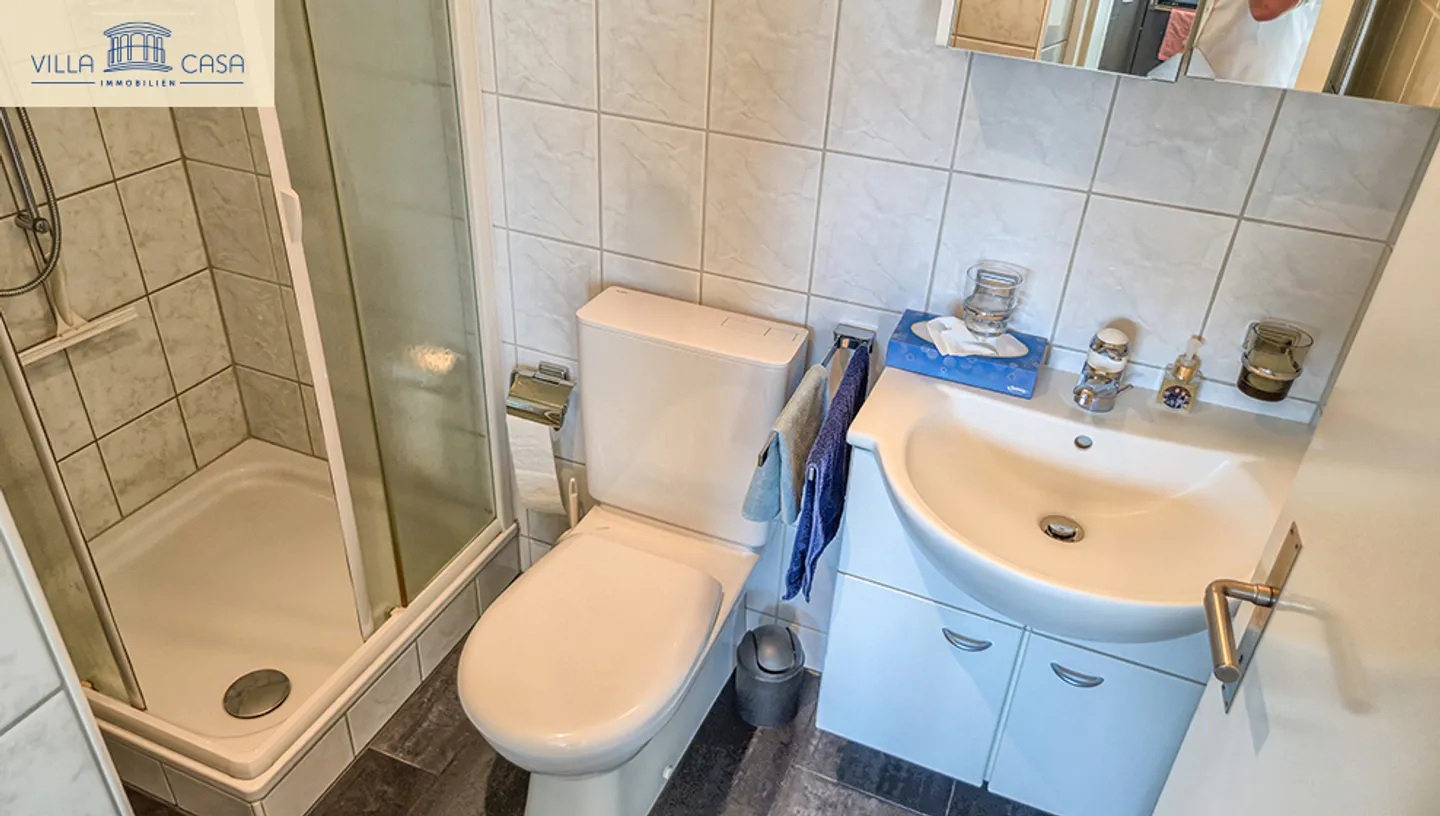 Light-flooded 4.5-room maisonette apartment in Spiez - Photo 16 of 22