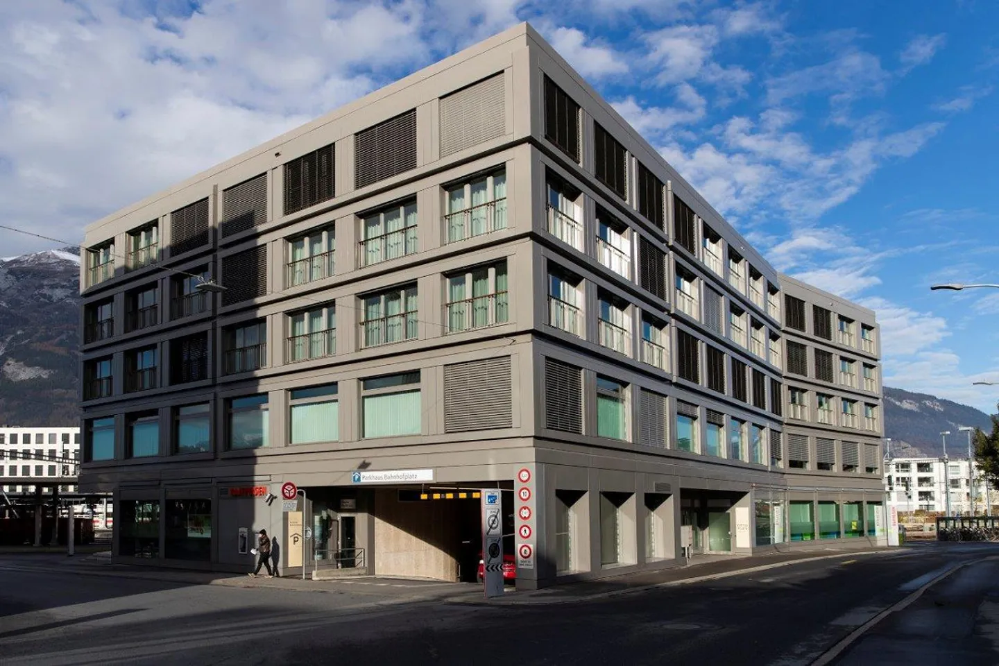 Espace de stockage de 21 m2 à la gare de Chur - Photo 1 sur 4