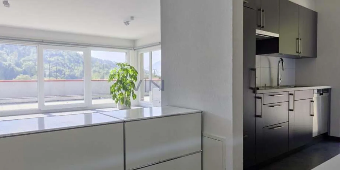 Exceptional office with Mountain Views - Photo 4 of 11