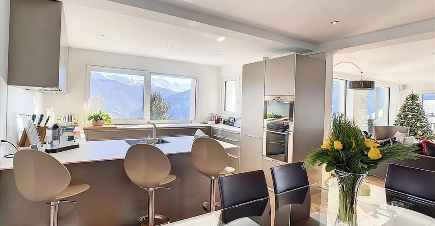 Chalet incredibile a Crans Montana - Foto 4 di 11