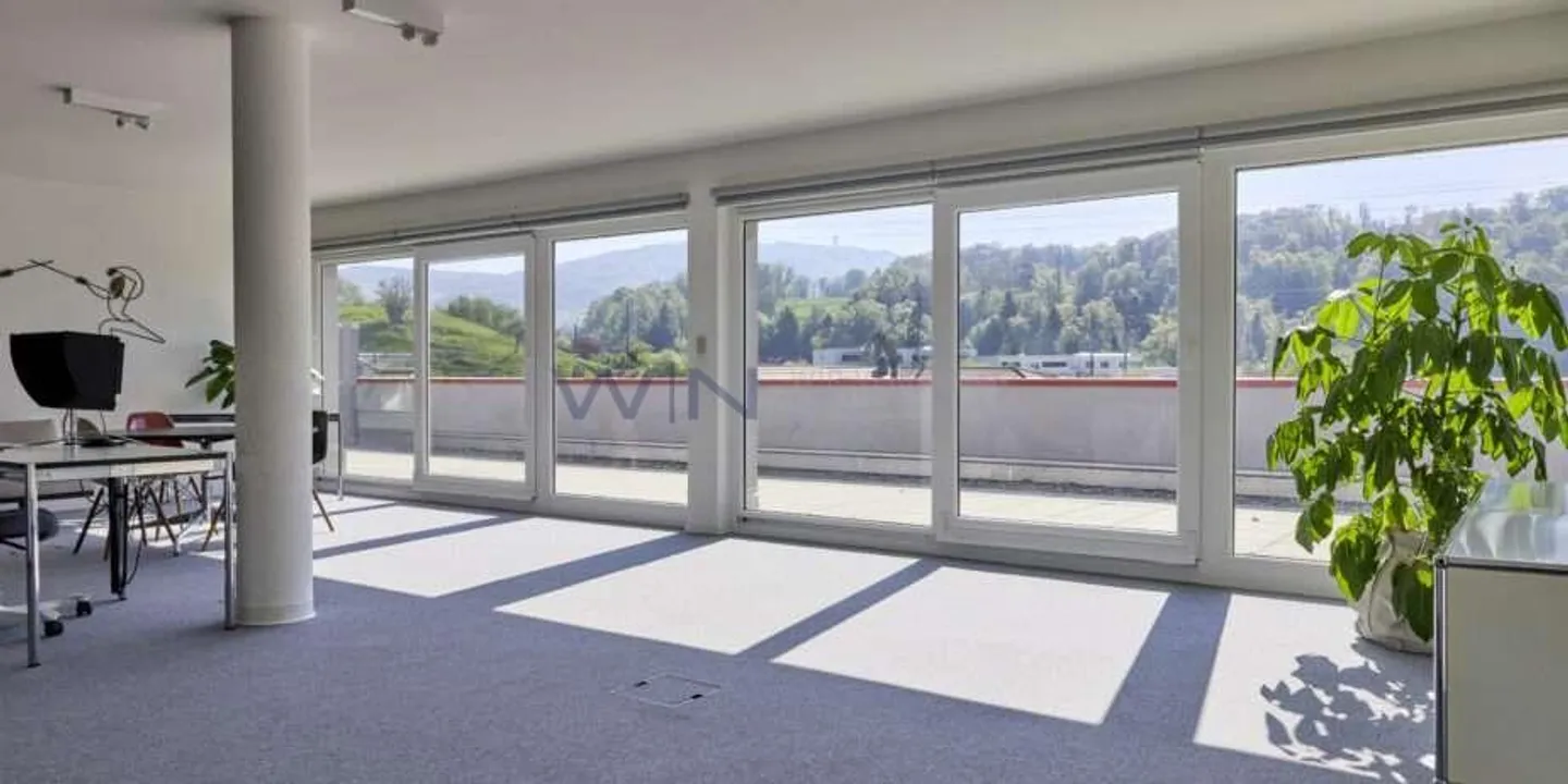 Exceptional office with Mountain Views - Photo 5 of 11