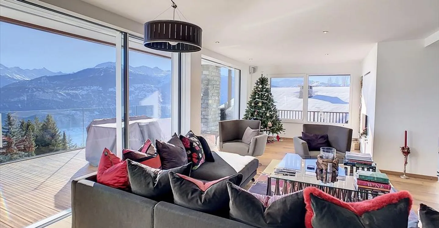 Chalet incredibile a Crans Montana - Foto 1 di 11