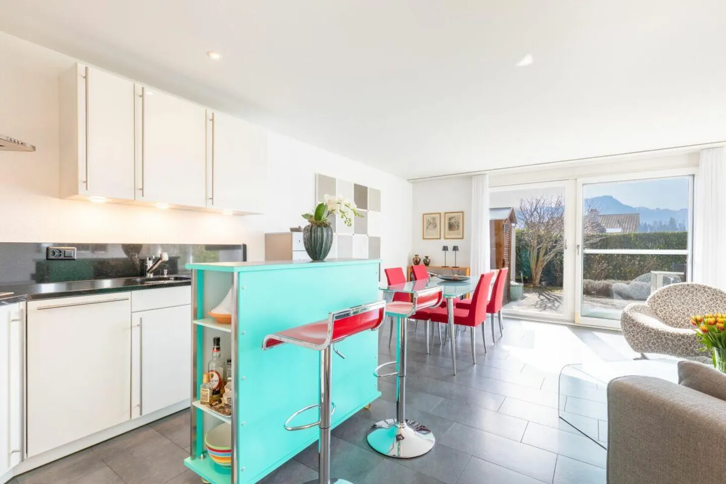 Garden apartment with Pilatus view - Photo 3 of 7