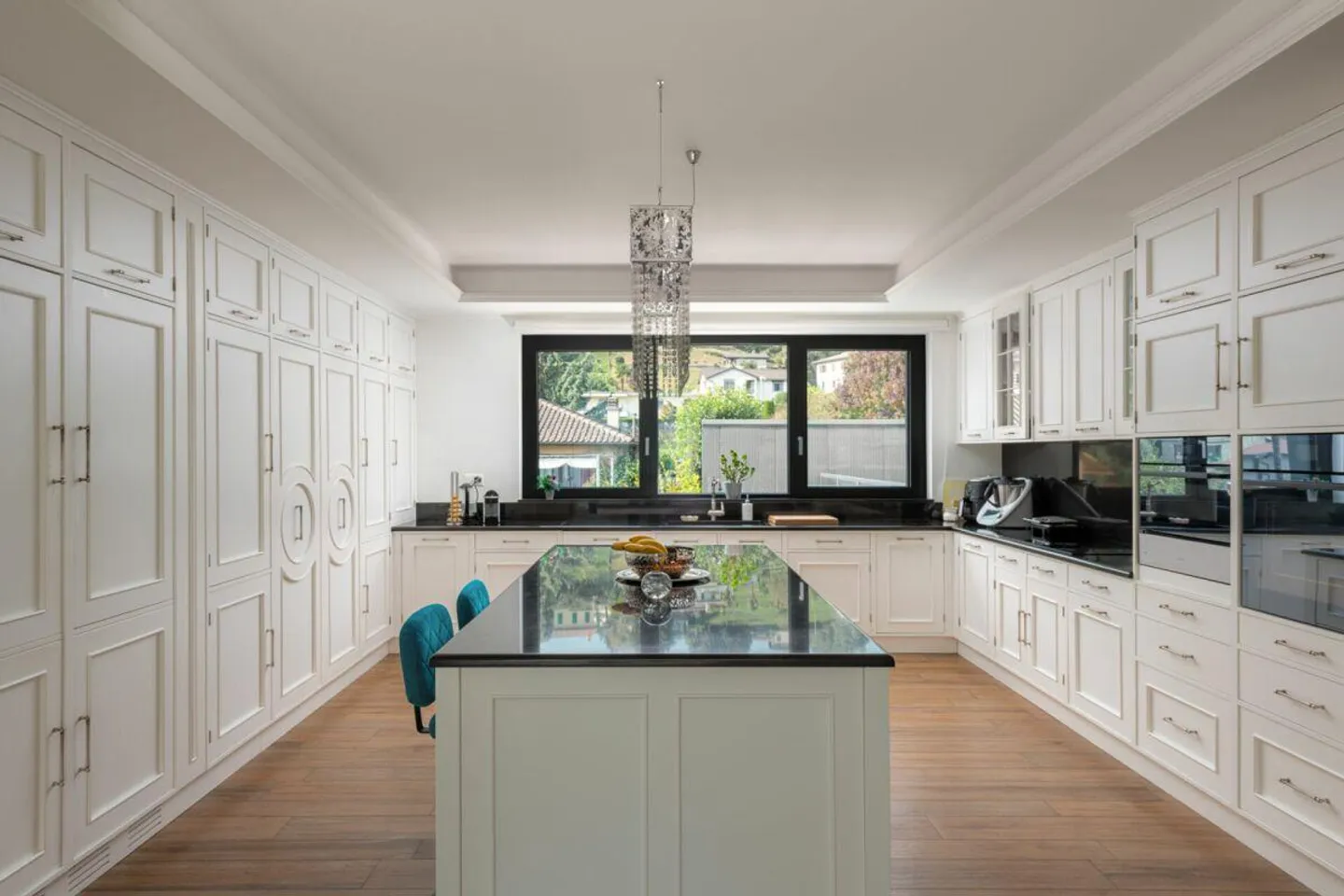 Résidence de Luxe avec Bien-Être & Jardin - Collina d'Oro, Près de TASIS - Photo 7 sur 27