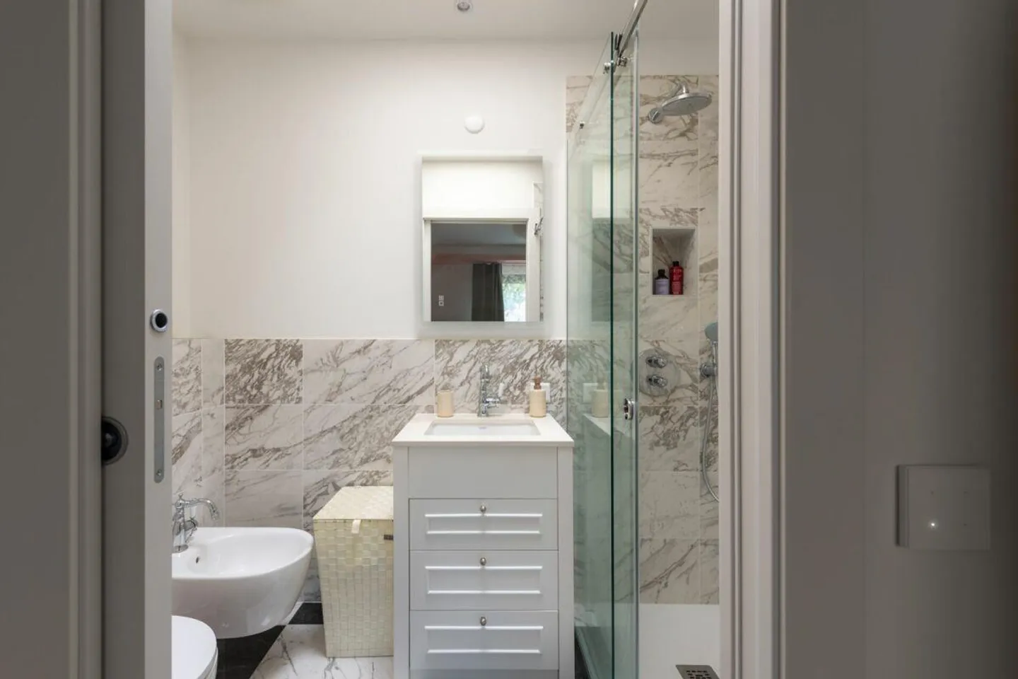 Résidence de Luxe avec Bien-Être & Jardin - Collina d'Oro, Près de TASIS - Photo 22 sur 27