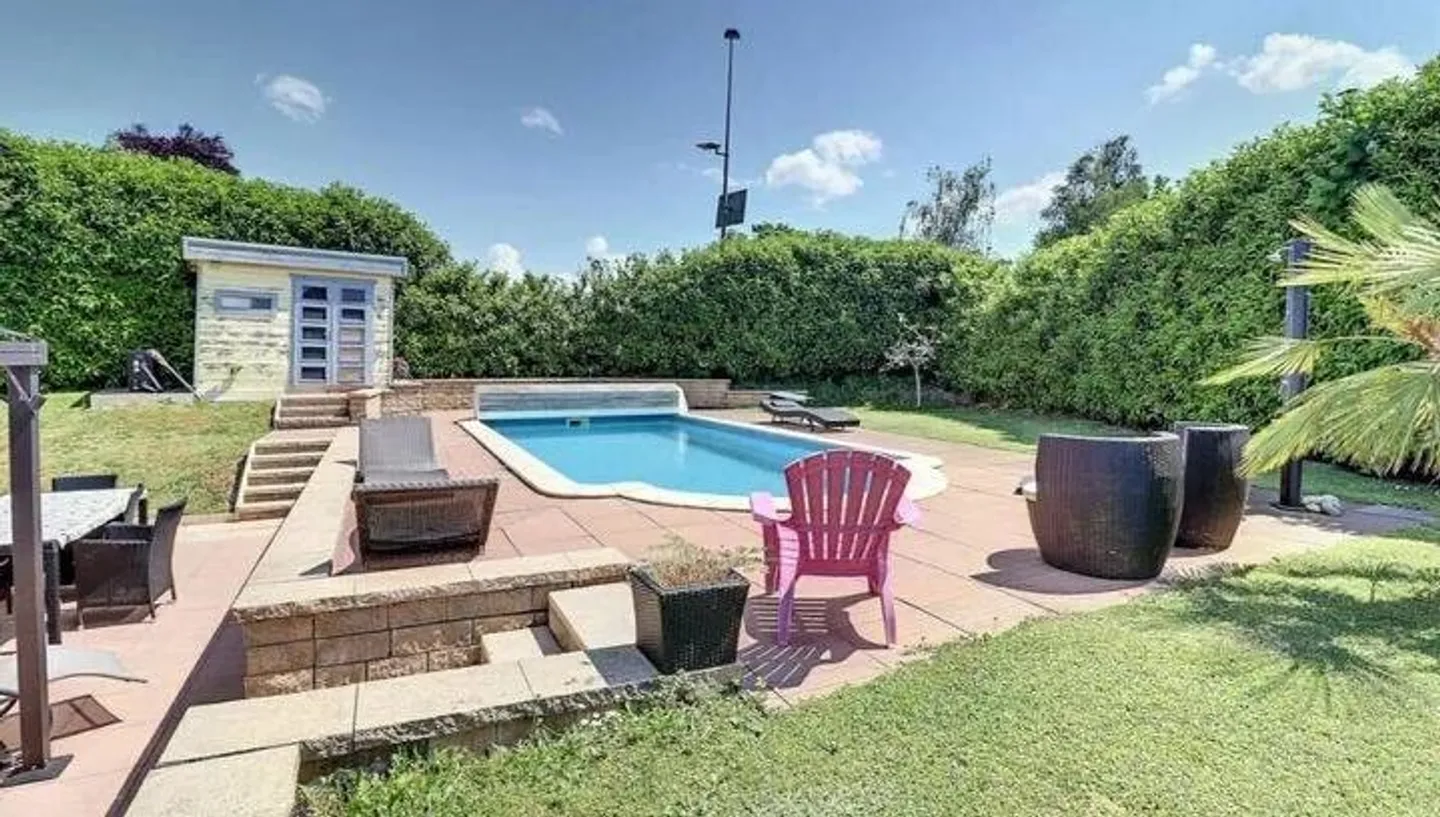 Villa 6.5 stanze - Foto 1 di 9