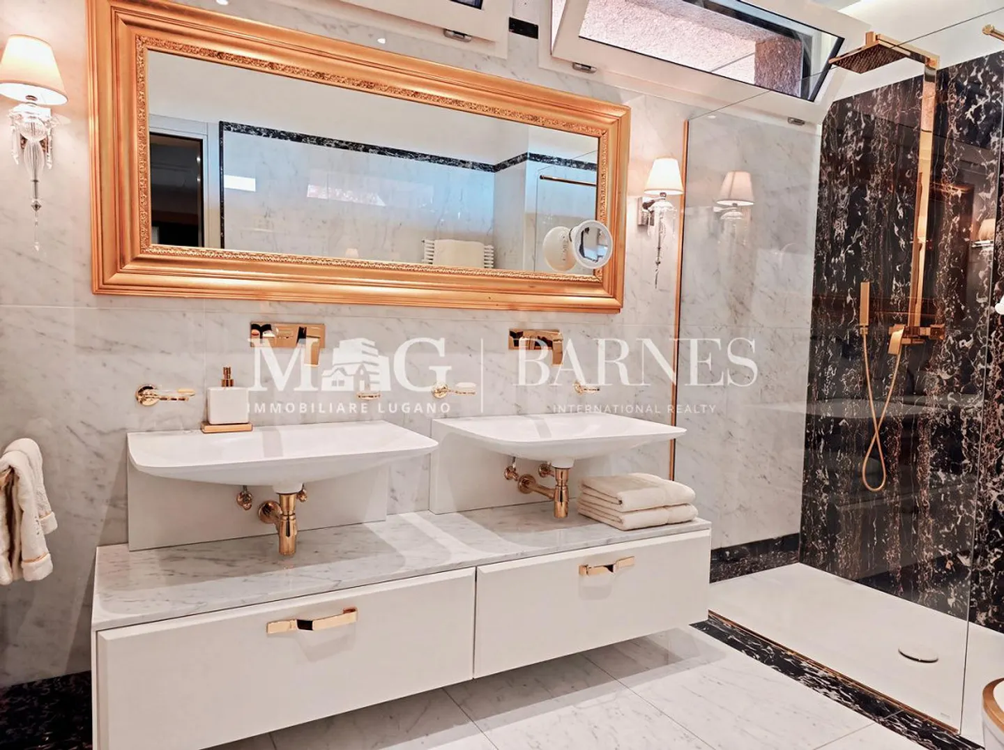 Duplex Élégant dans Résidence Prestigieuse - Photo 8 sur 11
